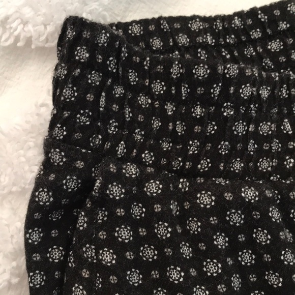 Patterned Pants - Picture 2 of 4